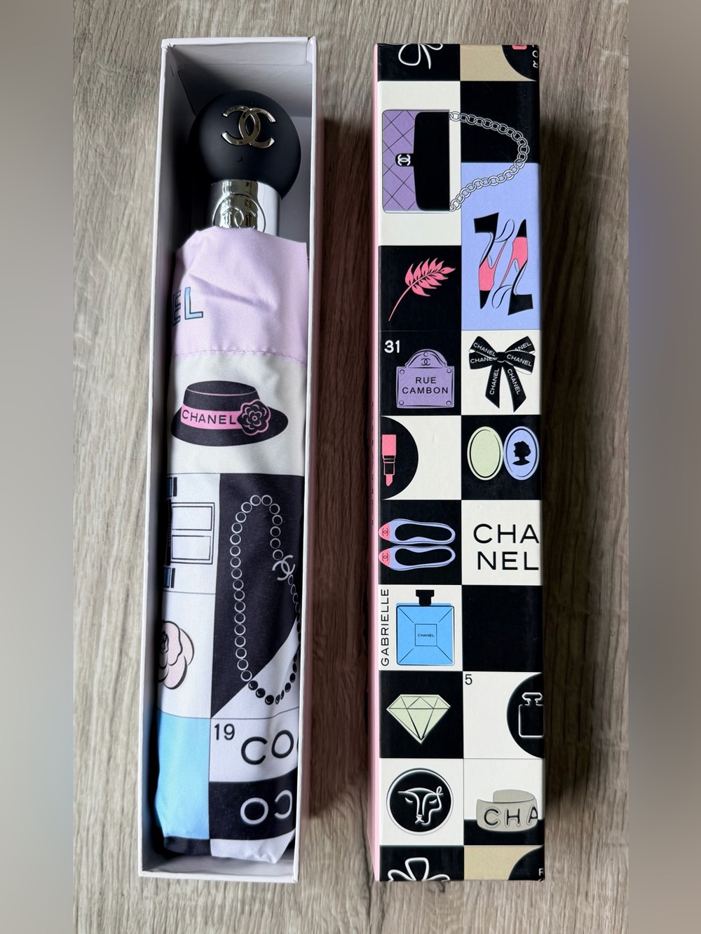 NEW w Box Stylish Chanel Themed Automatic Folding Umbrella w Iconic Brand Motifs - Picture 4 of 14